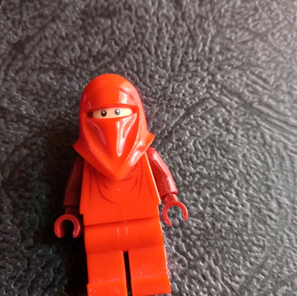 Lego Star Wars Royal Guard 1 1/8 in Red Minifigure Toy - Picture 9 of 9